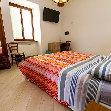 La Colomba B&B Castellaro  Extérieur photo