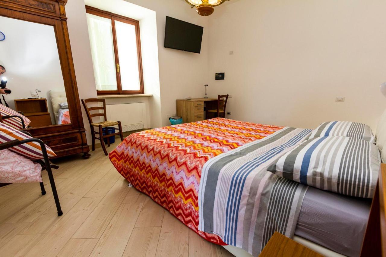 La Colomba B&B Castellaro  Extérieur photo