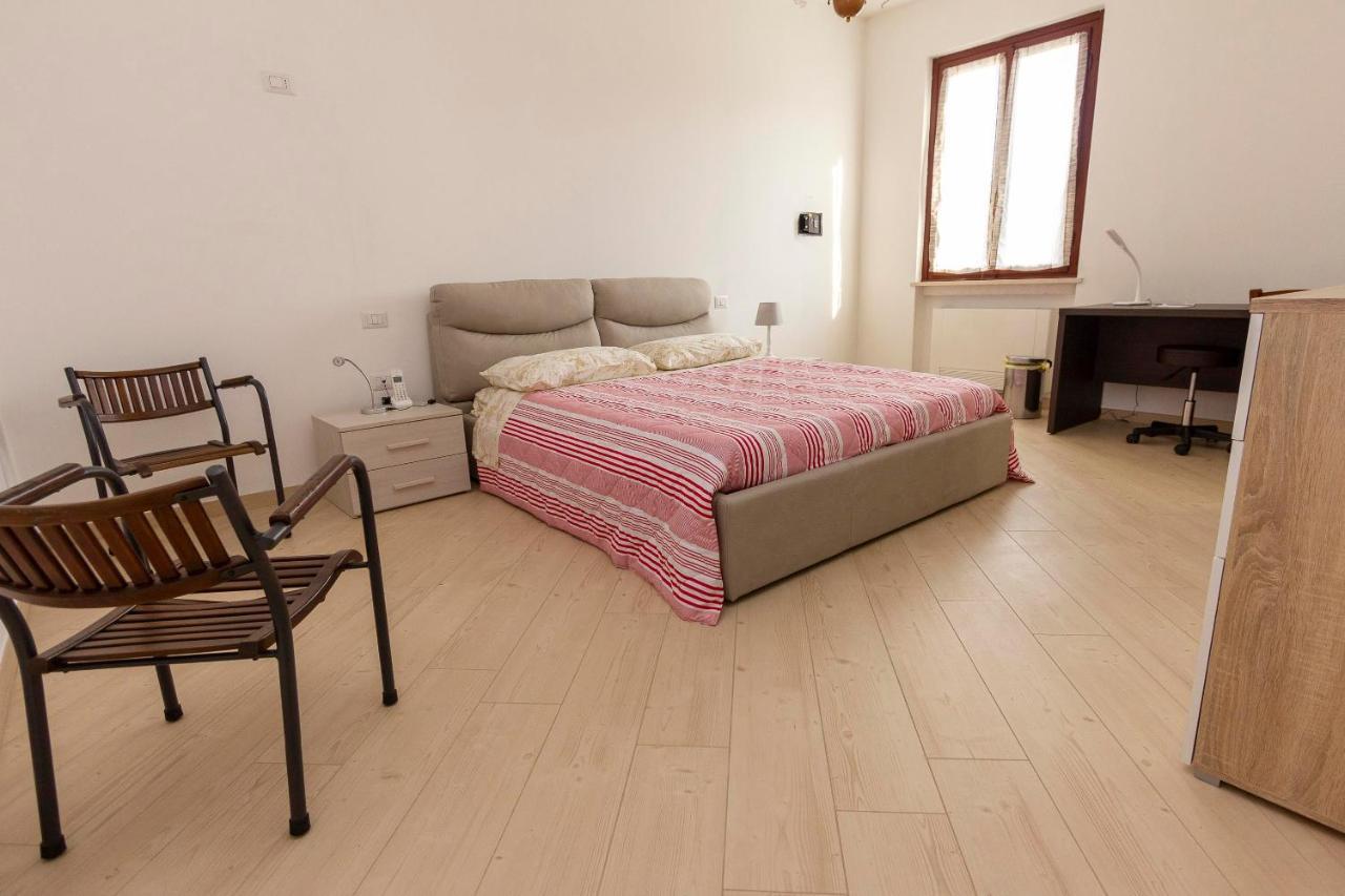 La Colomba B&B Castellaro  Extérieur photo
